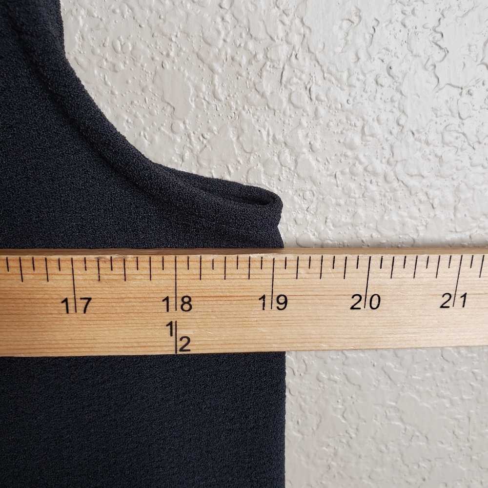 4 for $30 SALE!! The Limited NWT Black Sleeveless Duster Medium - Picture 5 of 7